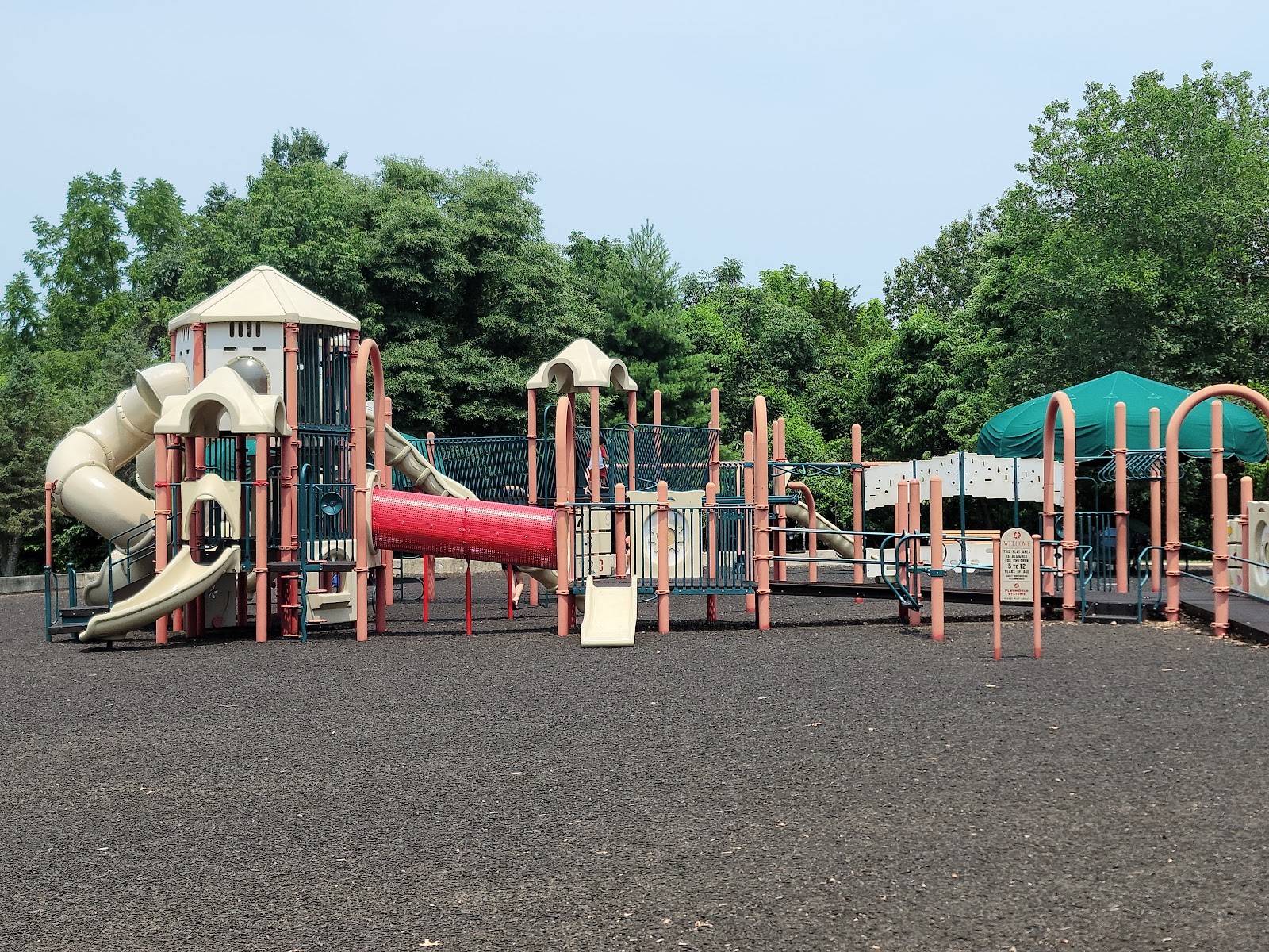 Chesterfield MO cityscape