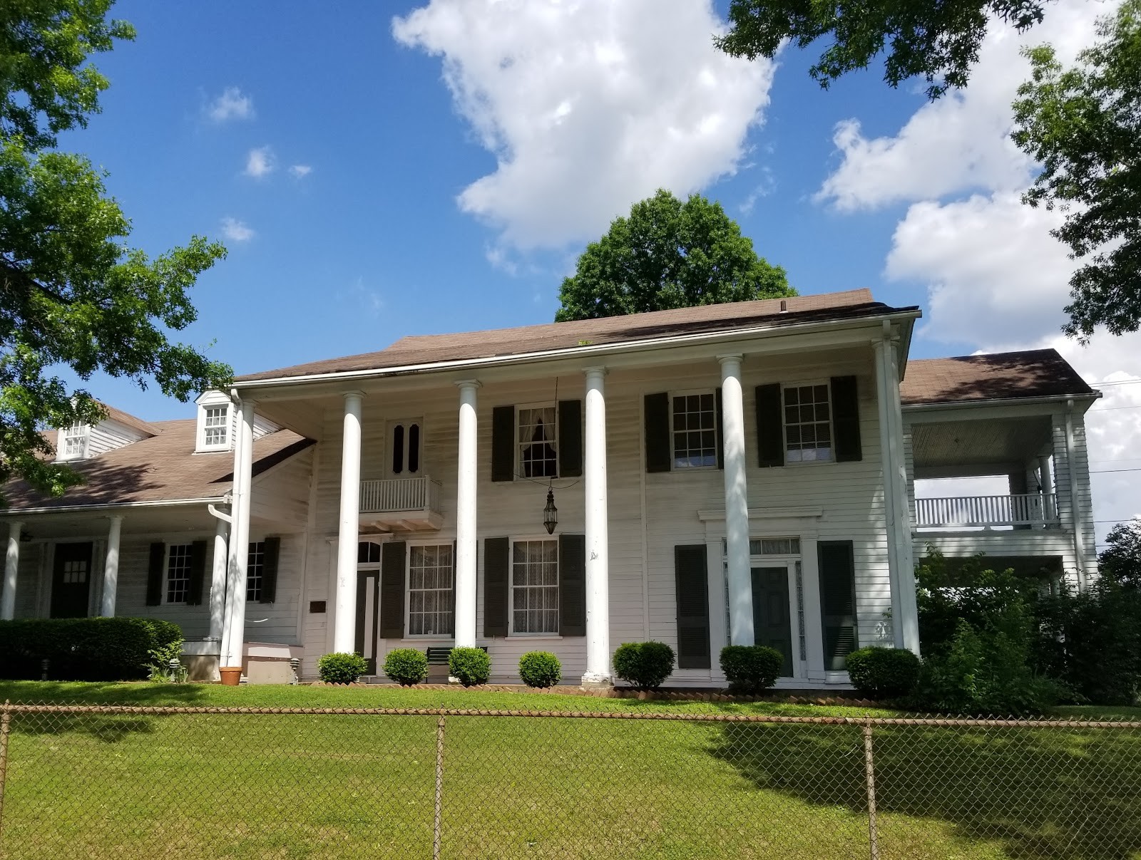 Florissant MO cityscape