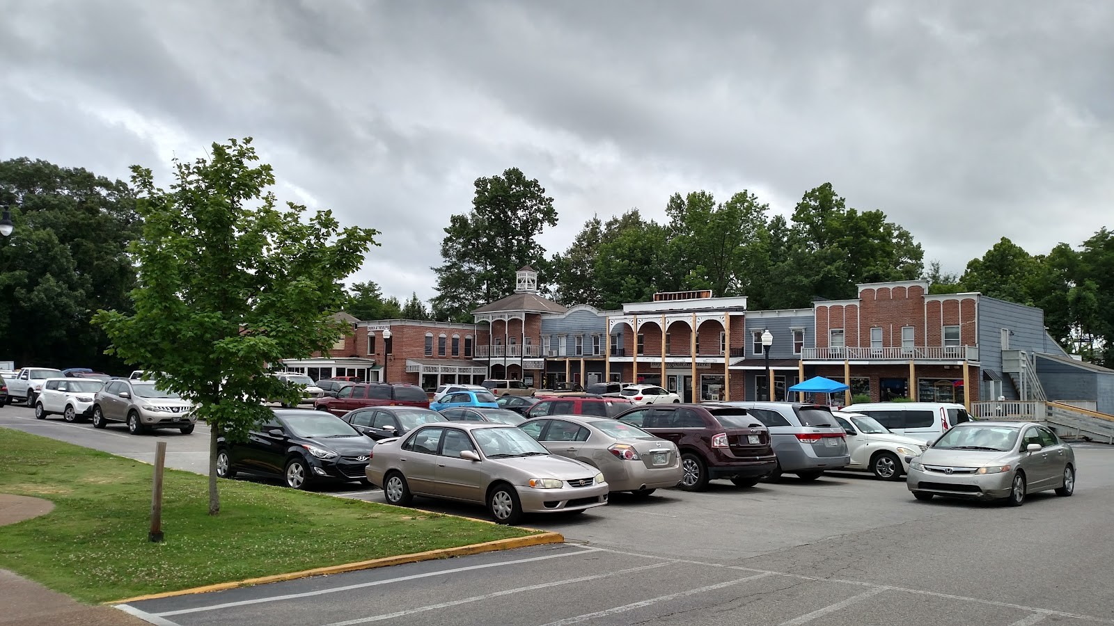 Jackson TN cityscape