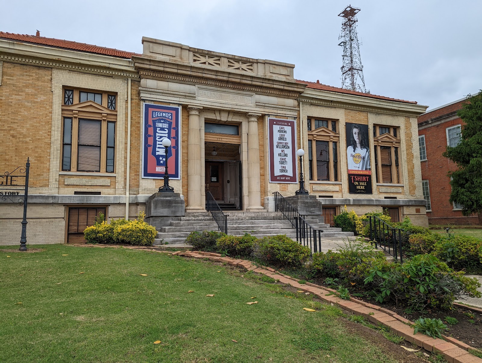 Jackson TN cityscape