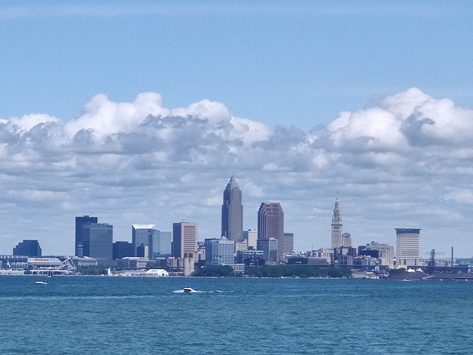 Lakewood OH cityscape