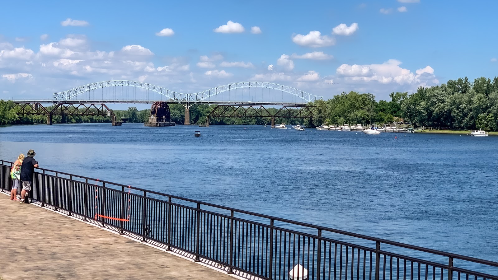 Middletown CT cityscape