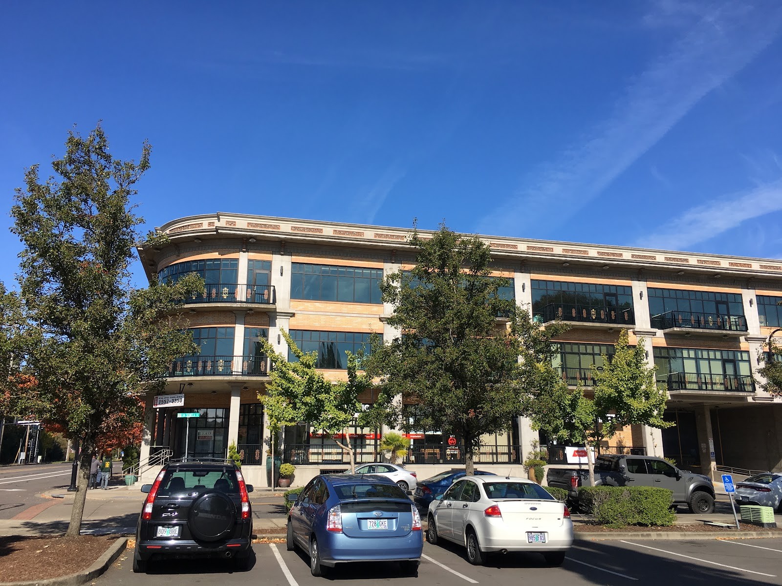 Tualatin OR cityscape