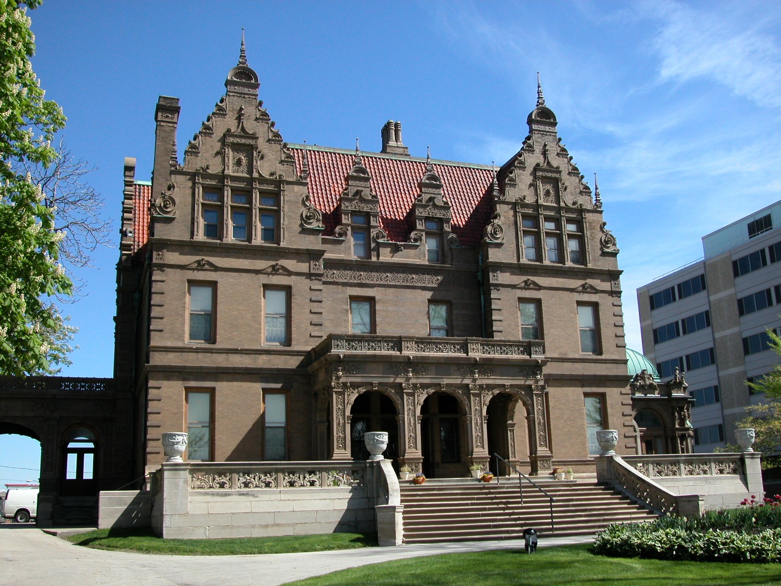Wauwatosa WI cityscape