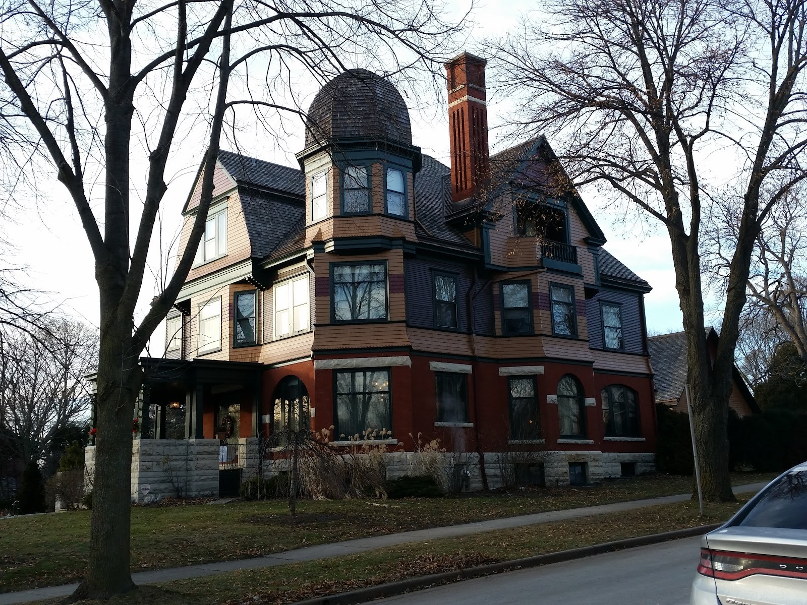 Wauwatosa WI cityscape